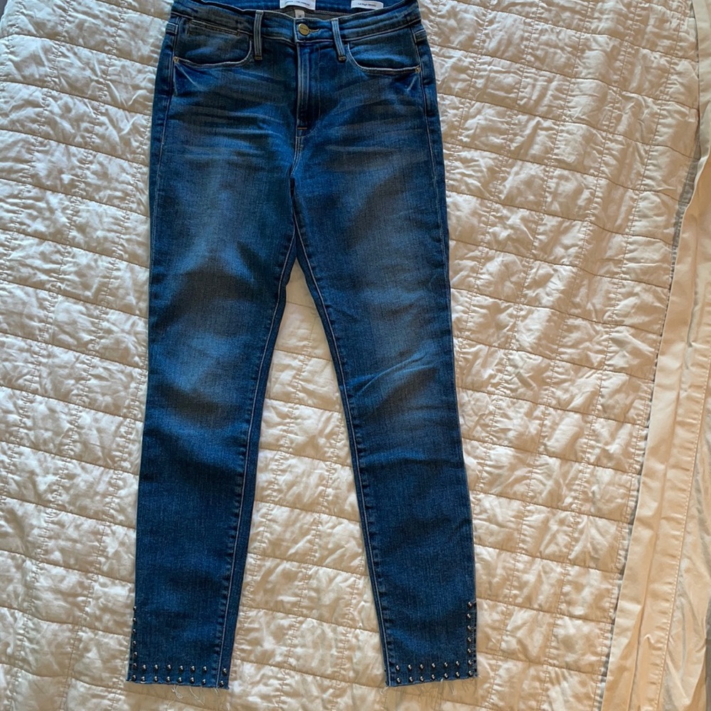Frame Jeans size 28 cute studs